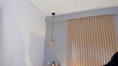 Snapshot of mary_suarez chatting on 02-10-25, 06:53 Maria online show from 02-10-25, 06:53