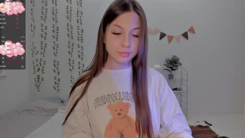 Maryana online show from 01-13-25, 04:08