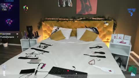 Mary GTM3Mon Wed Thu Sat Sun 0400 am-1030pm online show from 01-11-25, 01:59