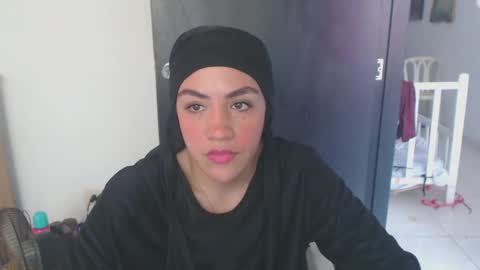 Snapshot of maryam_arabicmilk chatting on 12-28-24, 03:48 maryam_arabicmilk online show from 12-28-24, 03:48