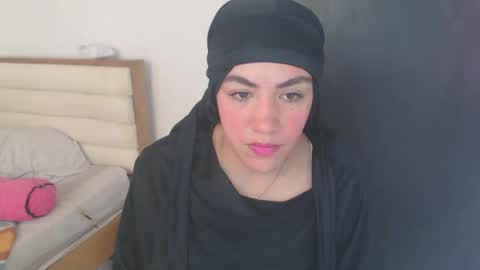 Snapshot of maryam_arabicmilk chatting on 01-03-25, 03:12 maryam_arabicmilk online show from 01-03-25, 03:12