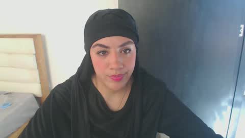 Snapshot of maryam_arabicmilk chatting on 01-09-25, 07:50 maryam_arabicmilk online show from 01-09-25, 07:50