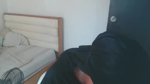 Snapshot of maryam_arabicmilk chatting on 01-15-25, 07:44 maryam_arabicmilk online show from 01-15-25, 07:44