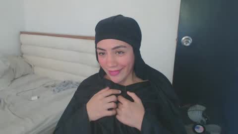 Snapshot of maryam_arabicmilk chatting on 01-22-25, 03:18 maryam_arabicmilk online show from 01-22-25, 03:18