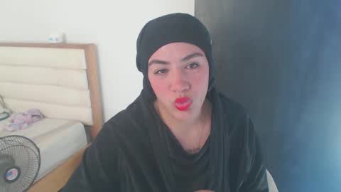 Snapshot of maryam_arabicmilk chatting on 01-29-25, 07:53 maryam_arabicmilk online show from 01-29-25, 07:53