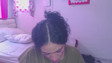 Snapshot of maryam_arabicmilk chatting on 09-11-25, 03:45 maryam_arabicmilk online show from 09-11-25, 03:45