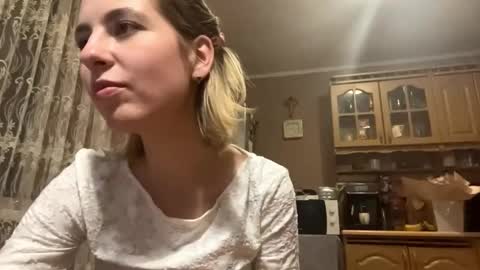 Tessa  online show from 02-17-26, 06:25