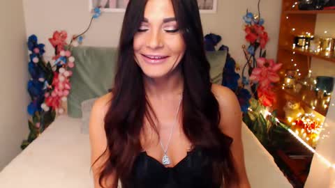 Mary online show from 02-20-25, 04:07