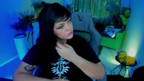 Snapshot of maryharrys chatting on 10-10-25, 09:14 Mary online show from 10-10-25, 09:14