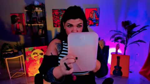 Snapshot of maryharrys chatting on 10-14-25, 08:31 Mary online show from 10-14-25, 08:31