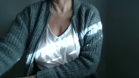 Maryil online show from 12-25-24, 10:06