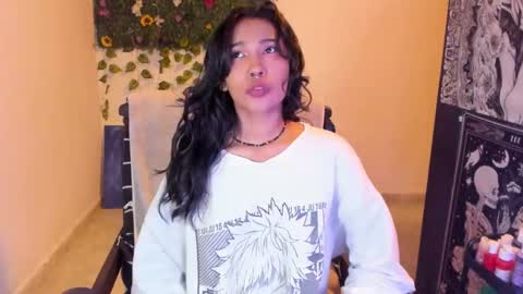 Snapshot of maryjane_785039 chatting on 10-22-25, 06:51 maria online show from 10-22-25, 06:51