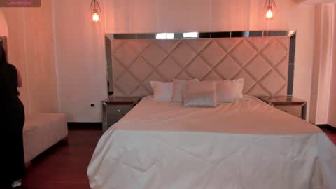  Mary  online show from 01-26-25, 12:11