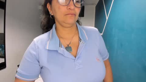 Snapshot of marylinmilf chatting on 12-27-24, 01:53 Marylin online show from 12-27-24, 01:53