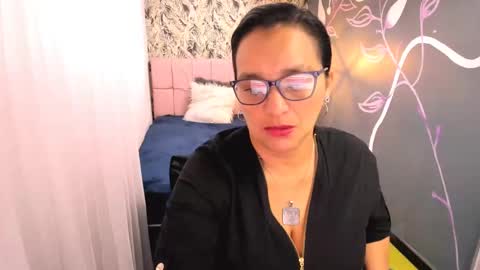 Snapshot of marylinmilf chatting on 03-03-25, 07:49 Marylin online show from 03-03-25, 07:49