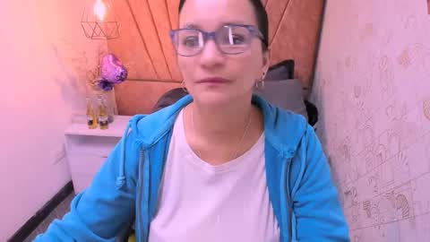 Snapshot of marylinmilf chatting on 10-23-25, 07:56 Marylin online show from 10-23-25, 07:56