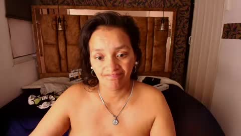 Snapshot of marylinmilf chatting on 04-26-26, 08:34 Marylin online show from 04-26-26, 08:34