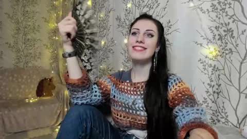 Snapshot of marylou_ chatting on 12-05-24, 10:55 Mary Lou online show from 12-05-24, 10:55