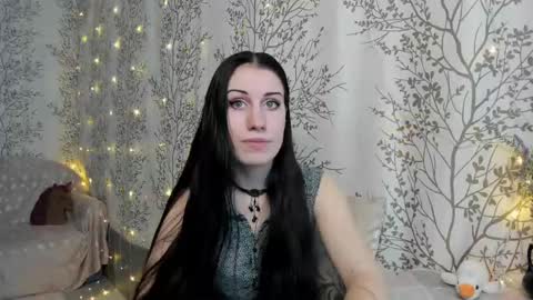 Snapshot of marylou_ chatting on 12-06-24, 03:30 Mary Lou online show from 12-06-24, 03:30