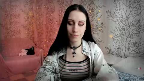 Mary Lou online show from 02-15-26, 07:51