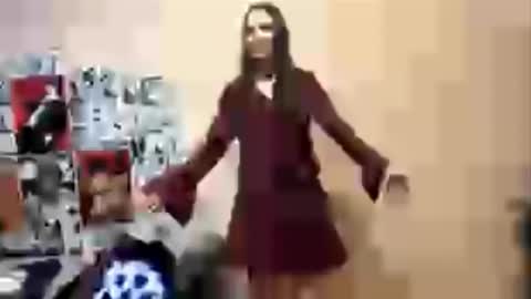 Snapshot of marylouisestrnad chatting on 11-17-25, 04:46 Kira online show from 11-17-25, 04:46