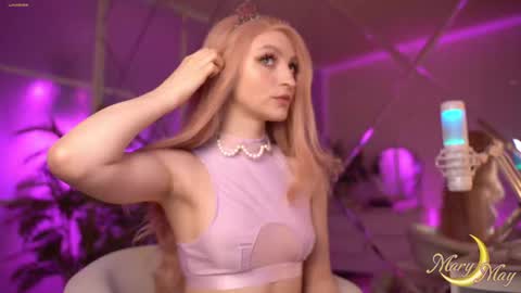 Snapshot of marylunamay chatting on 01-24-25, 10:08 Mary online show from 01-24-25, 10:08