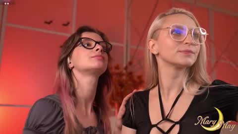 Mary online show from 11-28-25, 04:04