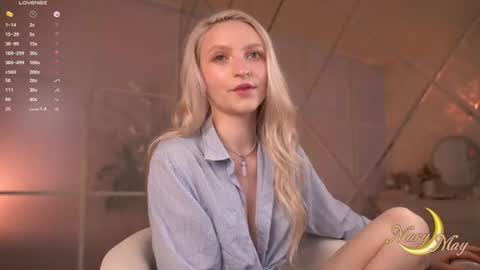 Snapshot of marylunamay chatting on 06-08-26, 05:08 Mary online show from 06-08-26, 05:08