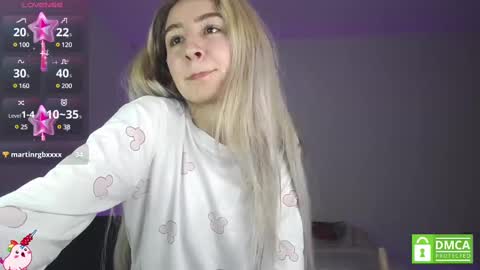 Snapshot of marylyrose chatting on 12-27-24, 11:53 maryly rose online show from 12-27-24, 11:53