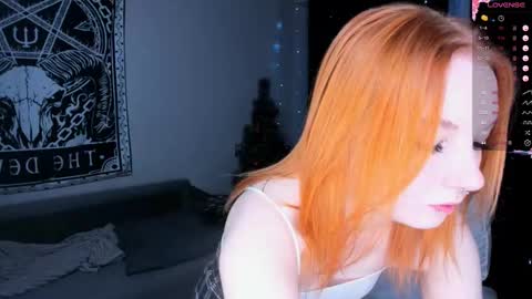 Snapshot of marymelanie chatting on 02-17-25, 03:15 Mary online show from 02-17-25, 03:15