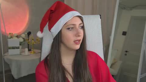 Snapshot of marymillerr chatting on 12-23-25, 09:51 Mary Miller online show from 12-23-25, 09:51