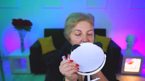 marymogan online show from 11-10-25, 04:22