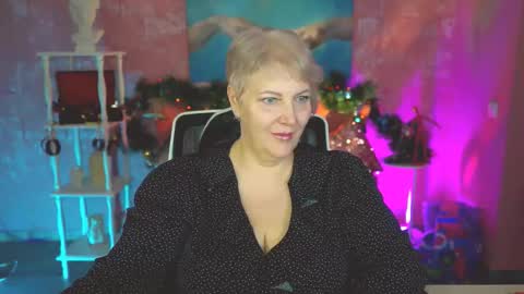 marymogan online show from 12-19-25, 04:03