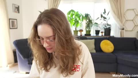 Snapshot of marymoody chatting on 05-22-26, 10:04 Mary Moody online show from 05-22-26, 10:04