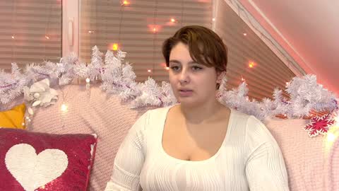 MaryMurrays online show from 12-30-24, 04:29