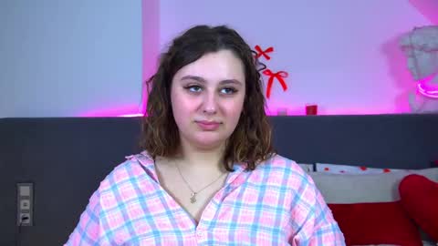 Snapshot of marymurrays chatting on 02-15-26, 07:10 MaryMurrays online show from 02-15-26, 07:10