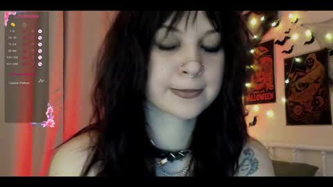 Snapshot of marynixoxo chatting on 10-30-25, 07:14 Mary x online show from 10-30-25, 07:14