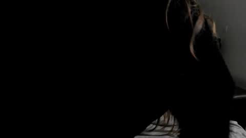 Snapshot of maryswon chatting on 02-18-25, 05:21 Mary online show from 02-18-25, 05:21