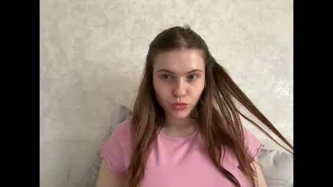 Snapshot of maryyourr chatting on 06-03-26, 10:07 MaryYourr online show from 06-03-26, 10:07