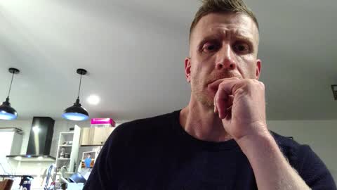 Snapshot of mascbotpig88 chatting on 03-17-26, 02:49 Gingerbred online show from 03-17-26, 02:49