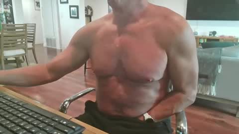 mascmuscle49 online show from 12-20-24, 07:28