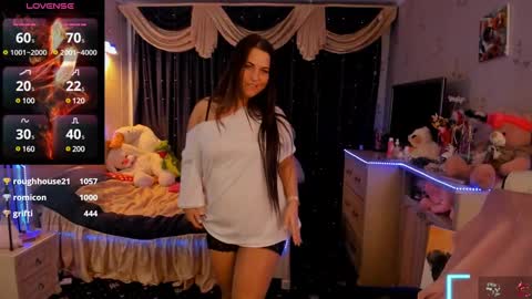 Snapshot of masha179807 chatting on 03-06-25, 06:59 Masha online show from 03-06-25, 06:59