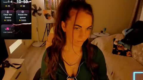 Snapshot of masha179807 chatting on 09-21-25, 11:23 Masha online show from 09-21-25, 11:23