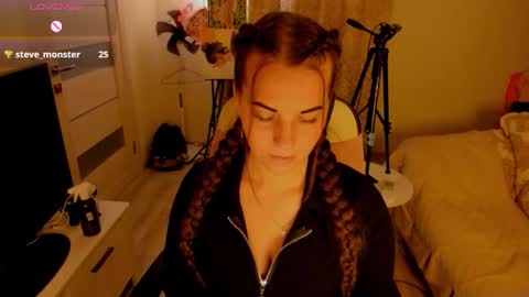 Snapshot of masha179807 chatting on 10-09-25, 06:50 Masha online show from 10-09-25, 06:50