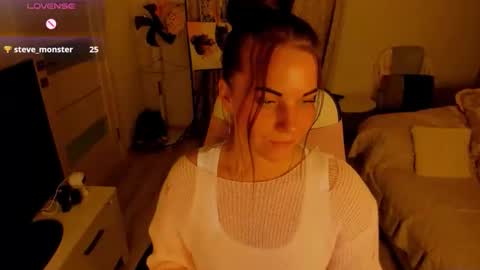 Snapshot of masha179807 chatting on 10-14-25, 07:14 Masha online show from 10-14-25, 07:14