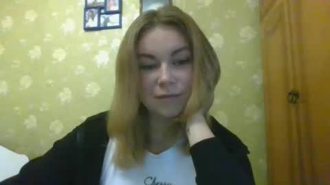 Snapshot of mashal94 chatting on 10-06-25, 11:07 mashal94 online show from 10-06-25, 11:07