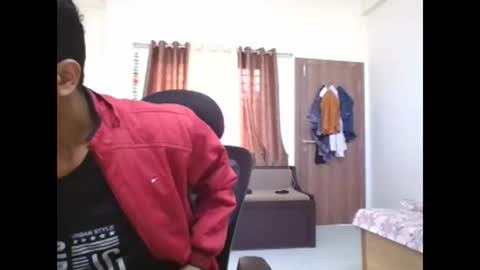 maskboyz2003 online show from 12-07-24, 02:09