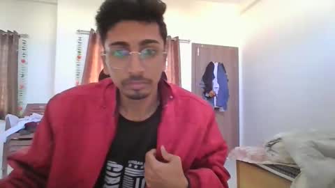 maskboyz2003 online show from 12-08-24, 02:28