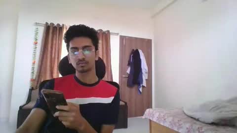 maskboyz2003 online show from 12-28-24, 04:08