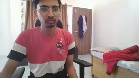 maskboyz2003 online show from 01-01-25, 06:47